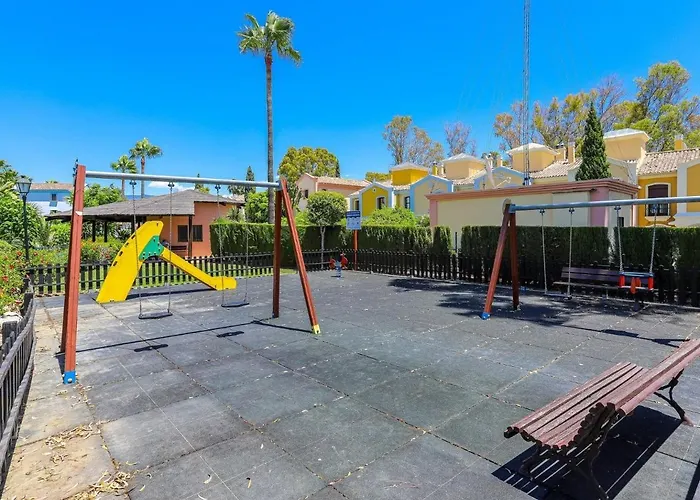 Isla De Guadalmina Townhouse ماربيا