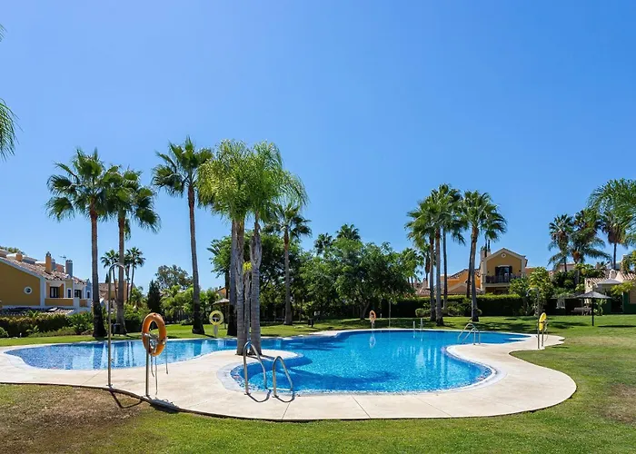 Isla De Guadalmina Townhouse فيلة ماربيا